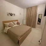 100 Passi