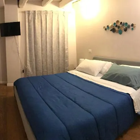 100 Passi בית הארחה פלרמו