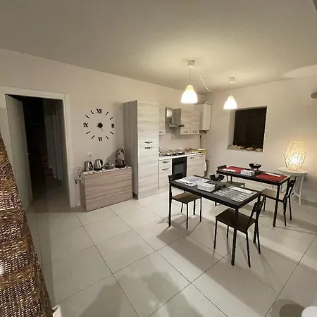 100 Passi בית הארחה 3*